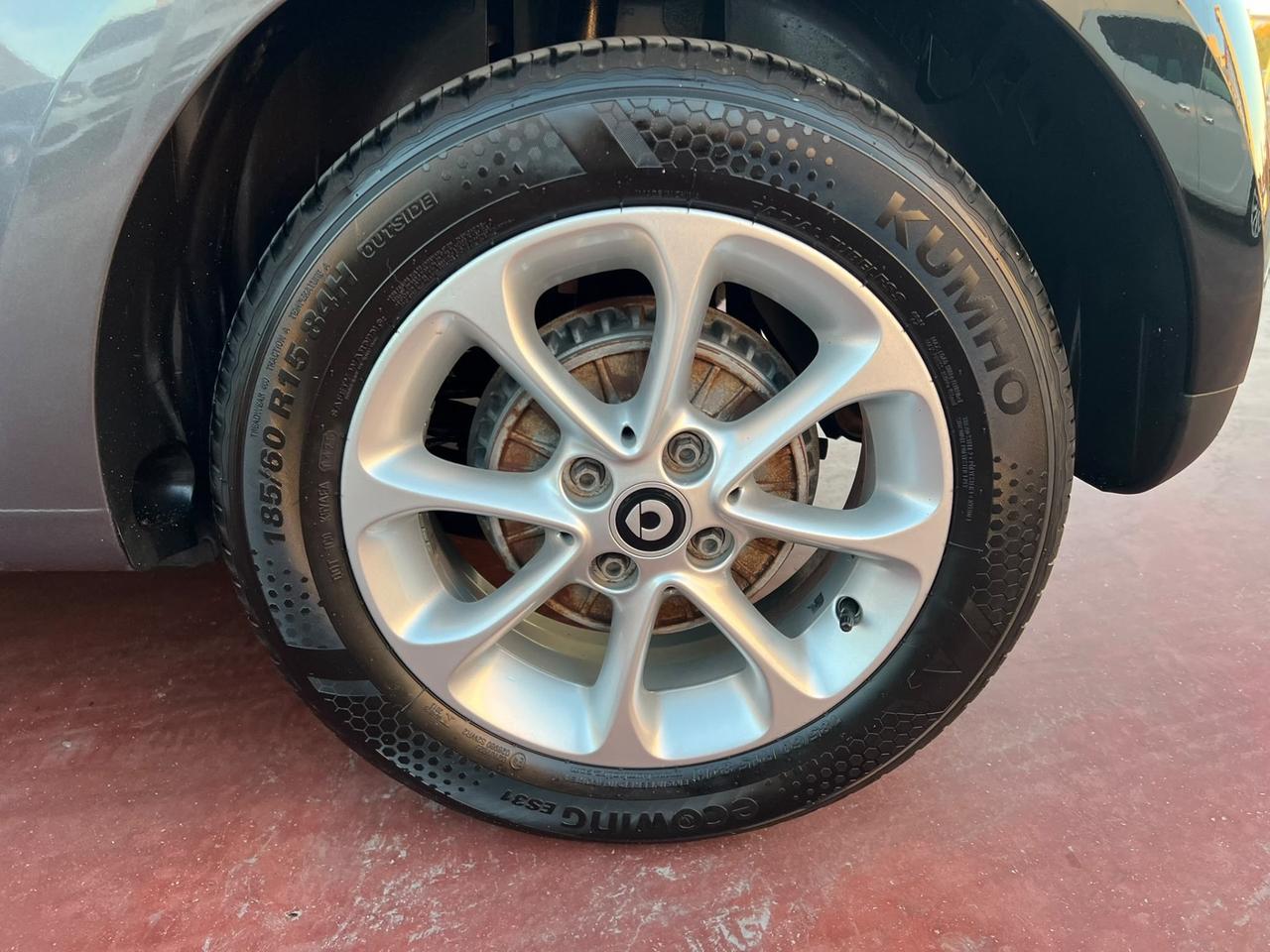 Smart ForFour 70 1.0 Youngster