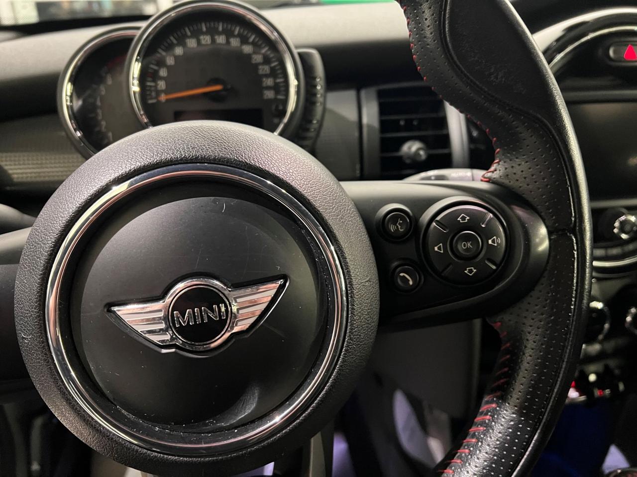 MINI Mini IV F55-F56 2014 1.2 One 102 CV Boost 3p