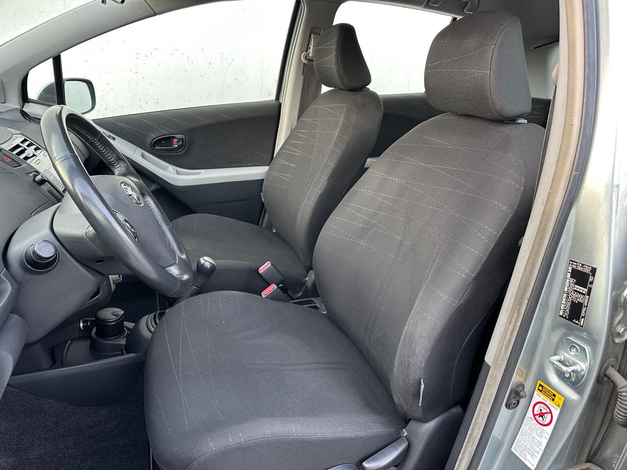 Toyota Yaris 1.0 5 porte Sol