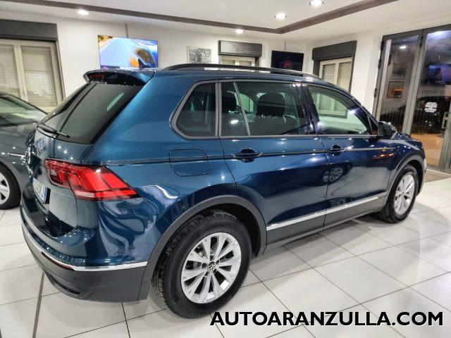 VOLKSWAGEN Tiguan NEW 2.0 TDI 122CV SCR Life - Navi - Fari Led