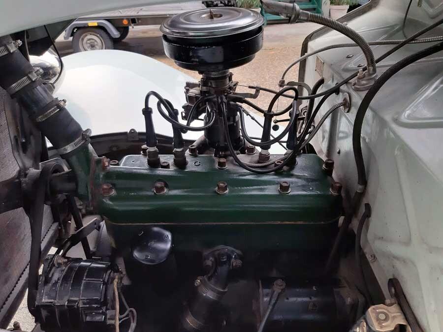 Ford Model B Sedan – 1933