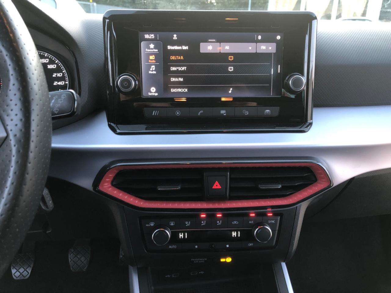 SEAT ARONA 1.0 FR TGI - KM 65000 - GARANZIA 12
