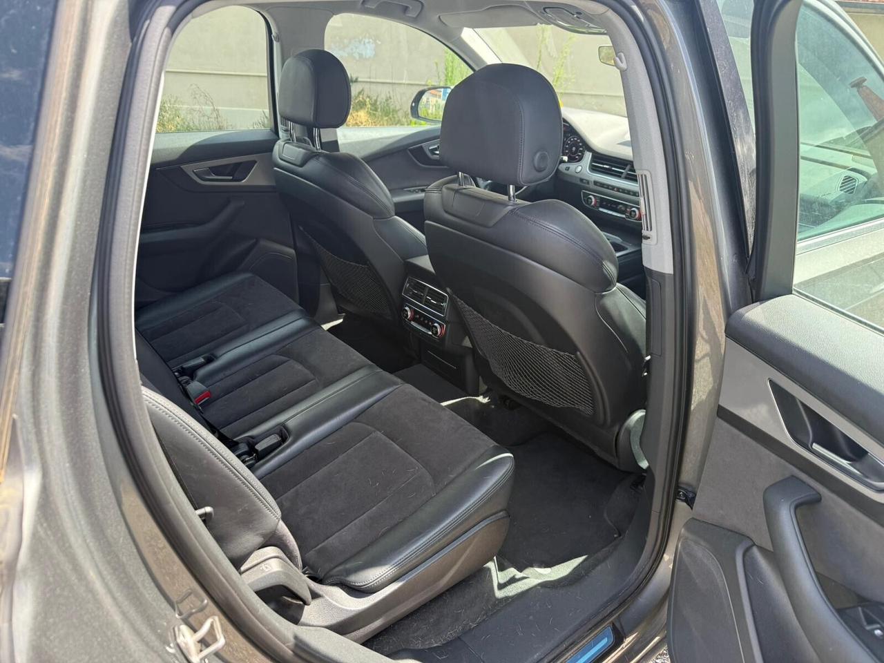 Audi Q7 3.0 TDI 218 CV ultra quattro tiptronic Business Plus