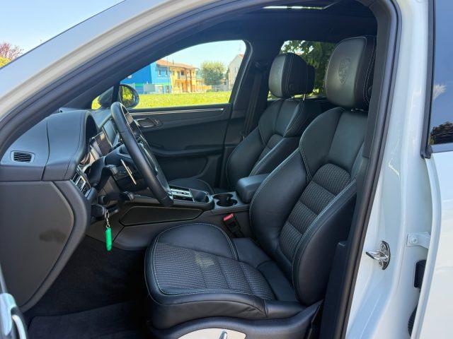 PORSCHE Macan 2.0 T IVA ESPOSTA