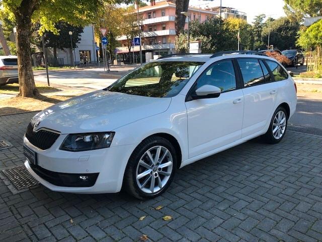Skoda Octavia W 1.6 TDI 110cv Executive Plus - N1