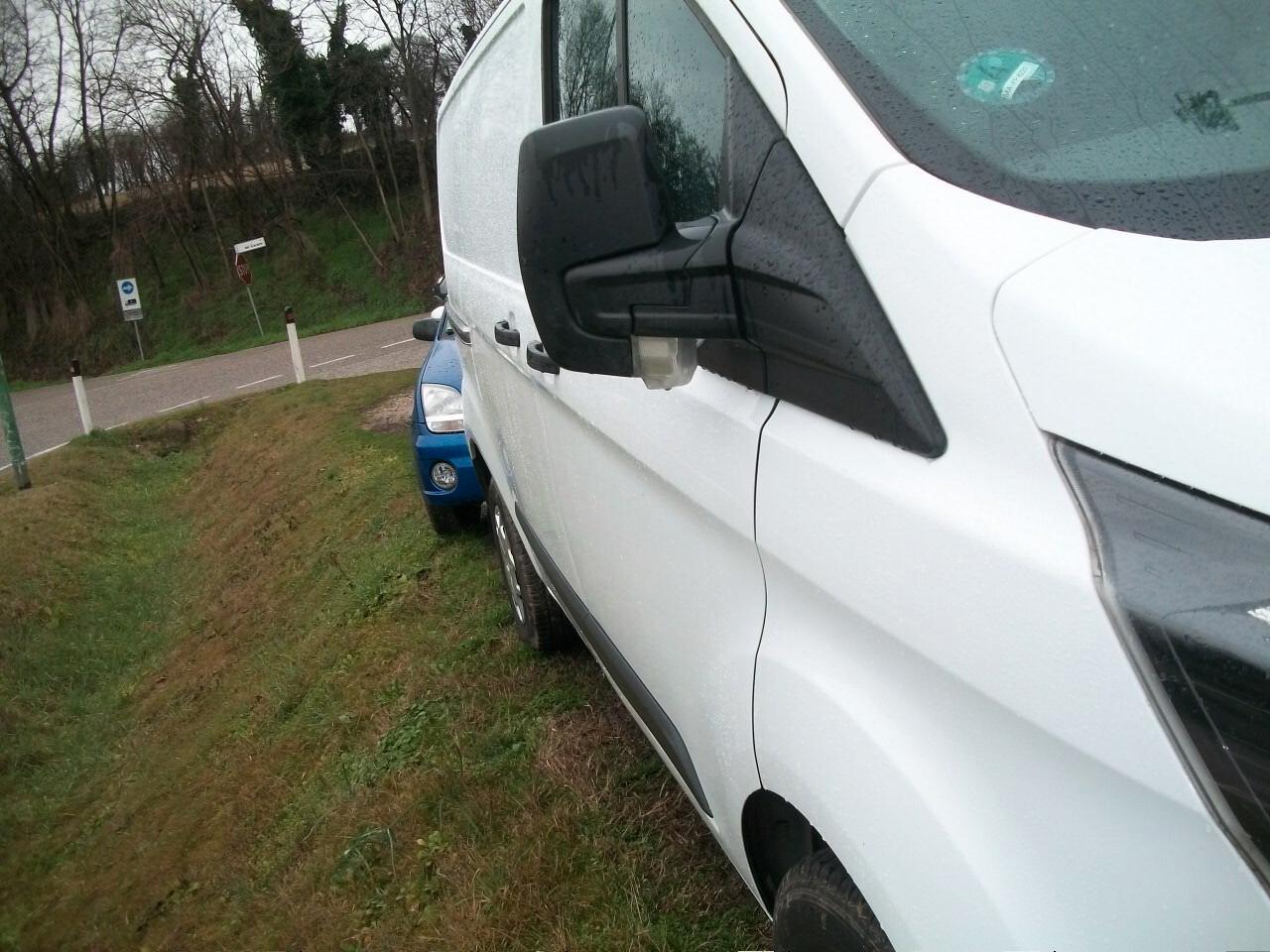 Ford TRANSIT CUSTON IMMAT 8/3/2018 CC 1995 TD N 06 MARCE PORTATA Q 11/25 EURO 06 B KM 181300 GARANZIA UN ANNO