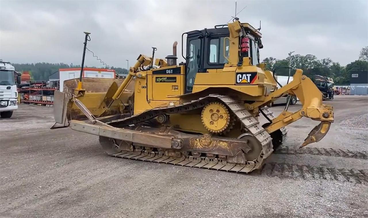 Caterpillar D6T LGP,