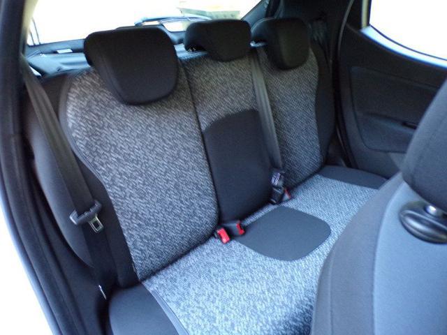 LANCIA Ypsilon 1.0 FireFly 5 porte S&S Hybrid Ecochic Silver