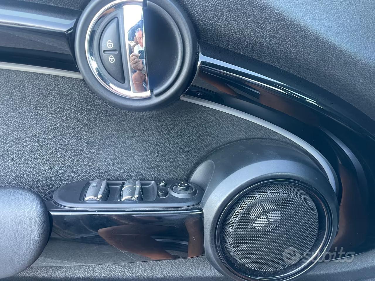 Mini 1.5 Cooper Boost Cabrio 136cv automatica
