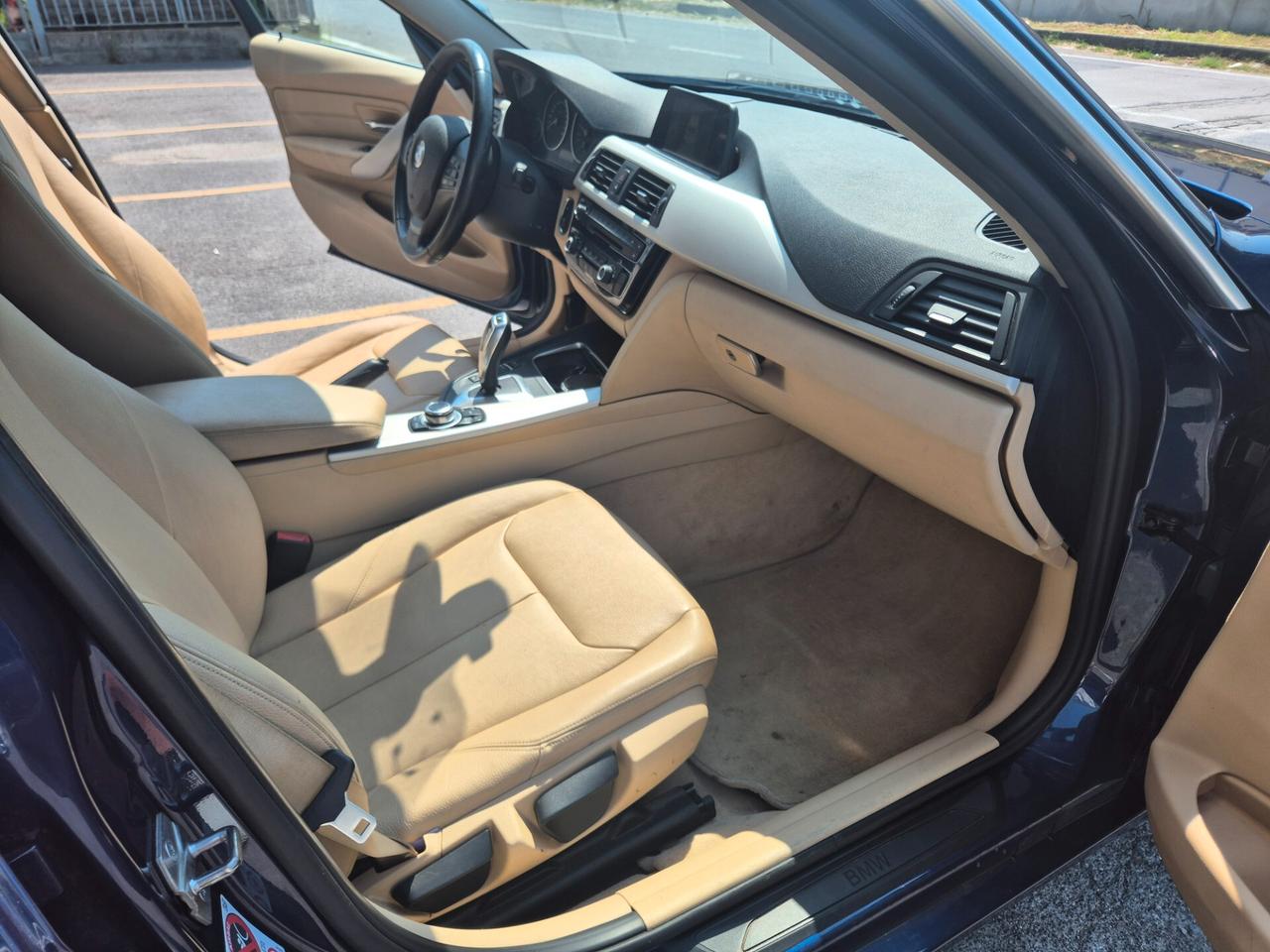 Bmw 320 320d xDrive Touring Business Advantage