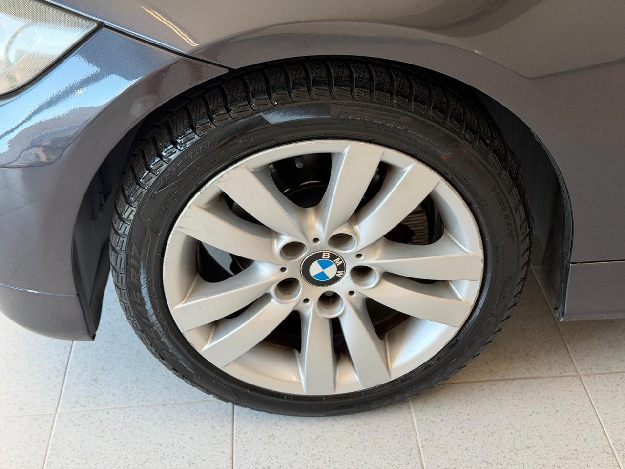 BMW 318d 2.0 DIESEL Touring Attiva