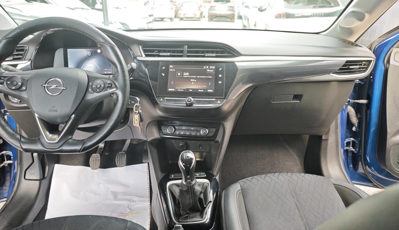 Pari a nuova Opel Corsa 1.2 100 CV Edition
