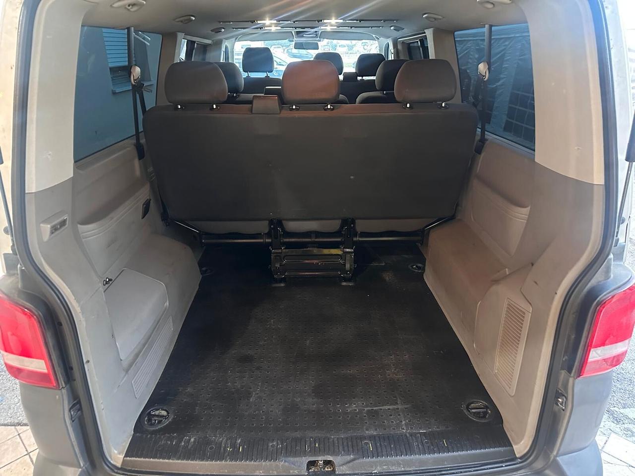 Volkswagen Multivan 2.0 TDI 140CV 9 Posti - Permute