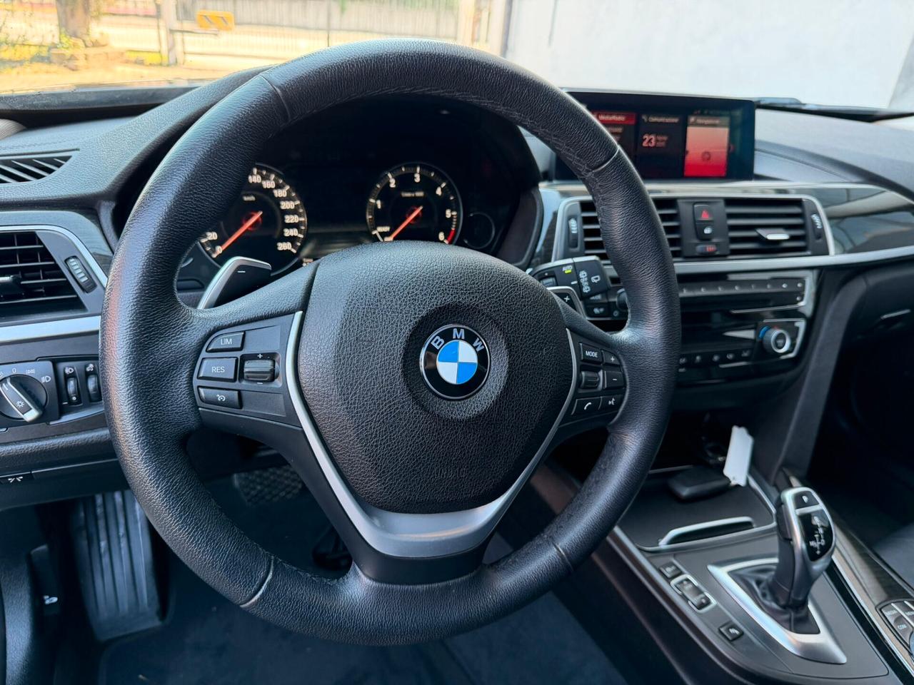 Bmw 320 320d Touring Luxury auto