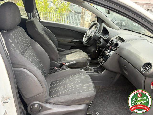 OPEL Corsa 1.2 80CV 3 porte GPL-TECH Club GPL OK 2032