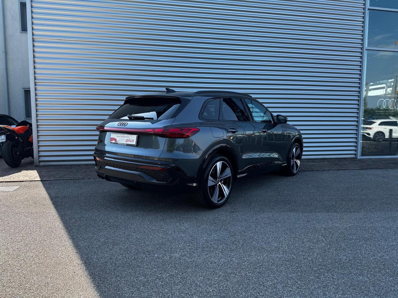 AUDI Q5 TDI S-TRONIC QUATTRO S-LINE