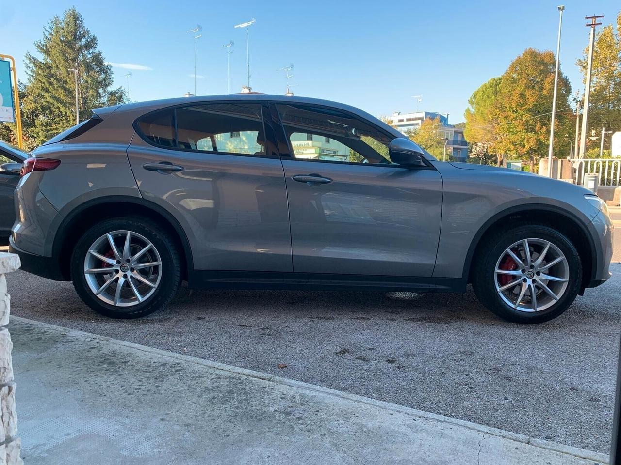 Alfa Romeo Stelvio 2.2 TD 210 CV Q4 Unicoprop. Full