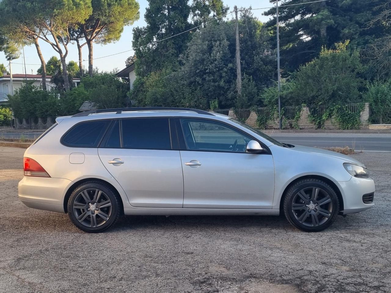 Volkswagen Golf 1.6 TDI DPF 5p. Highline