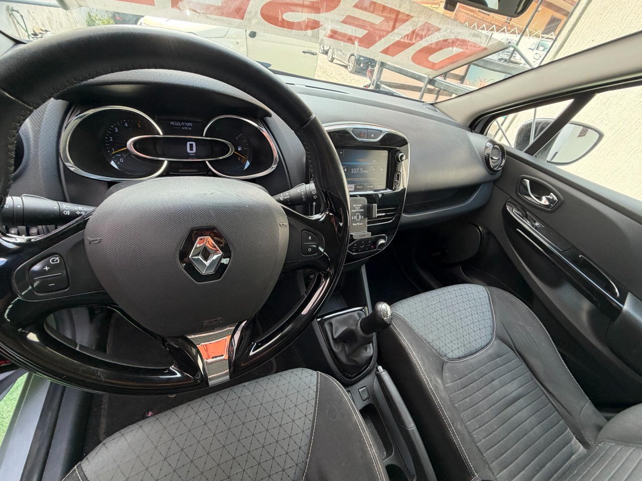 Renault Clio 2014 1.5 dCi 75CV R-LINK FULL OPT. LEGGI TUTTO