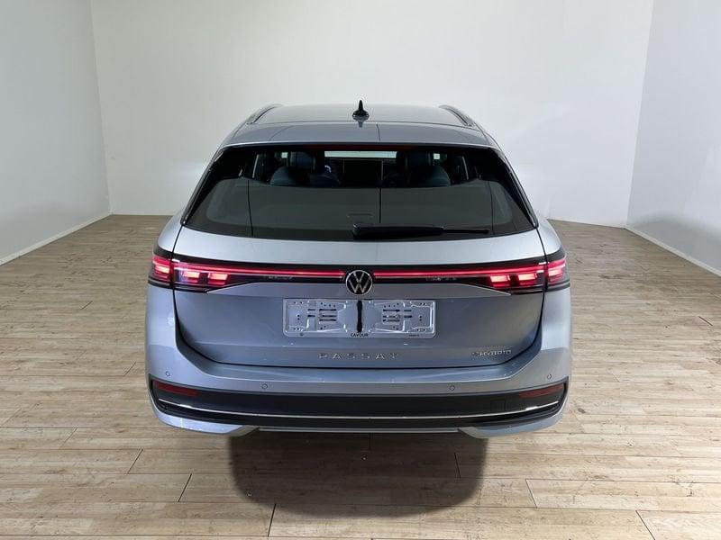 Volkswagen Passat 1.5 TSI eHybrid 204 CV DSG Business