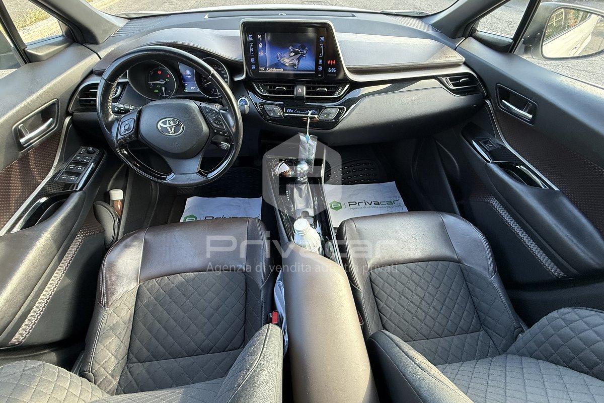 TOYOTA C-HR 1.8 Hybrid E-CVT Lounge