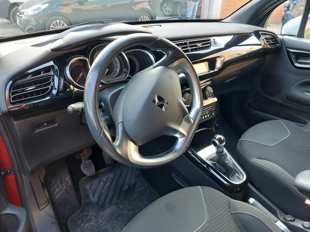 Ds DS3 3 1.6 e-HDi 90 airdream So Chic ok neopatentati