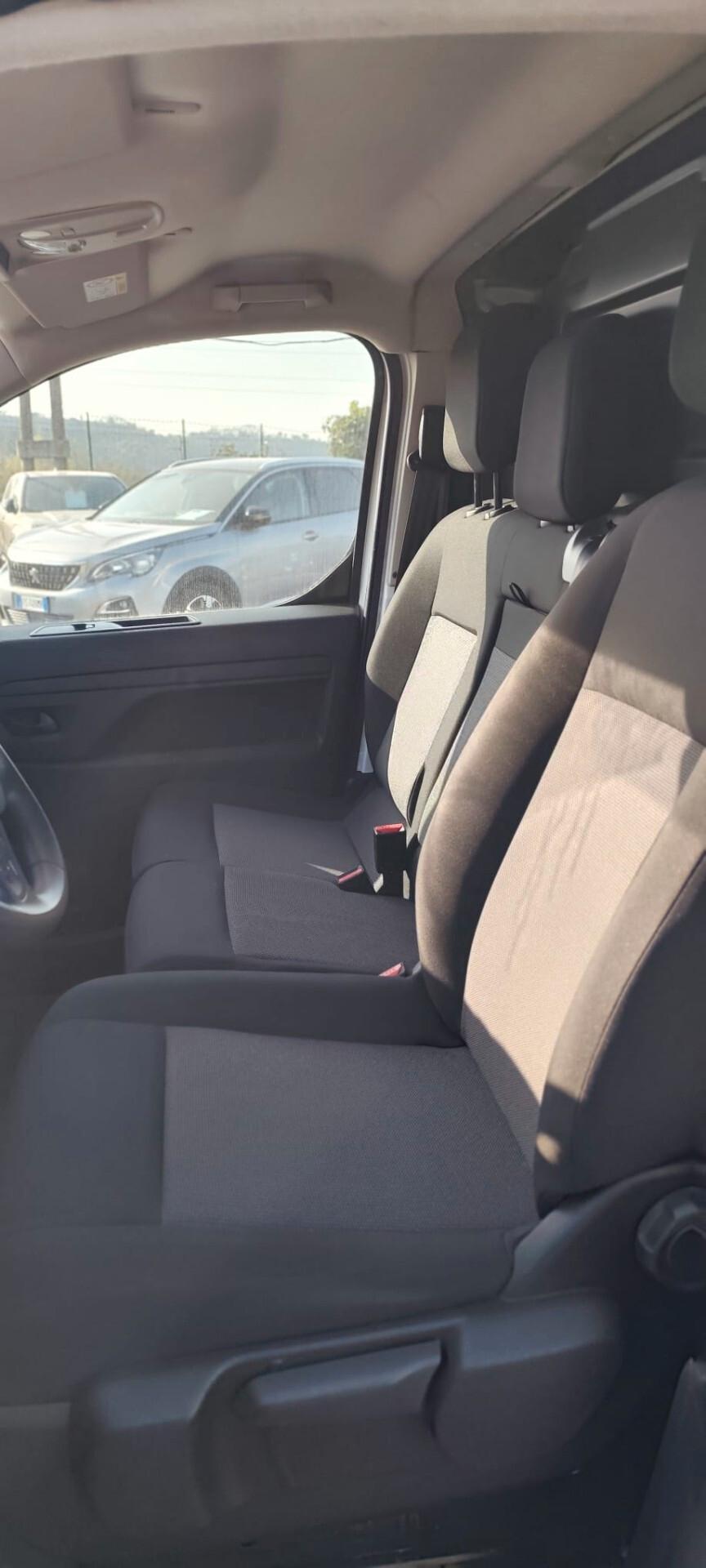 Peugeot E-EXPERT 75KWH 136CV STANDARD