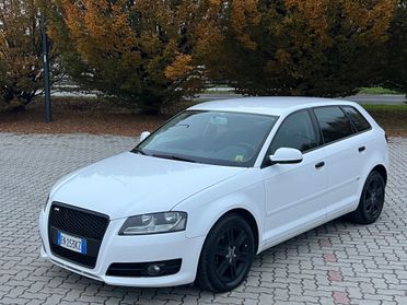 Audi A3 SPB 1.6 TDI CR F.AP. Young Edition