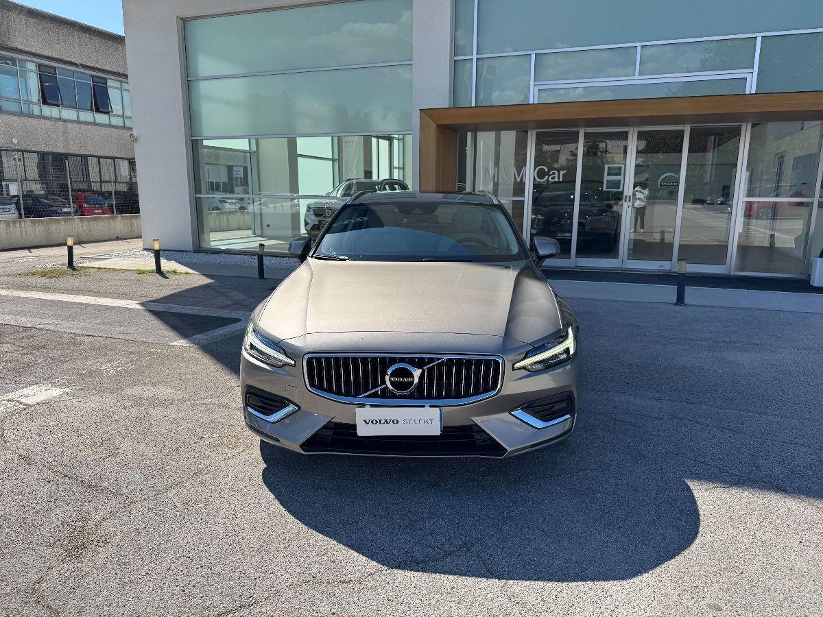 VOLVO - V60 - D3 Geartronic Inscription AUTOCARRO N1