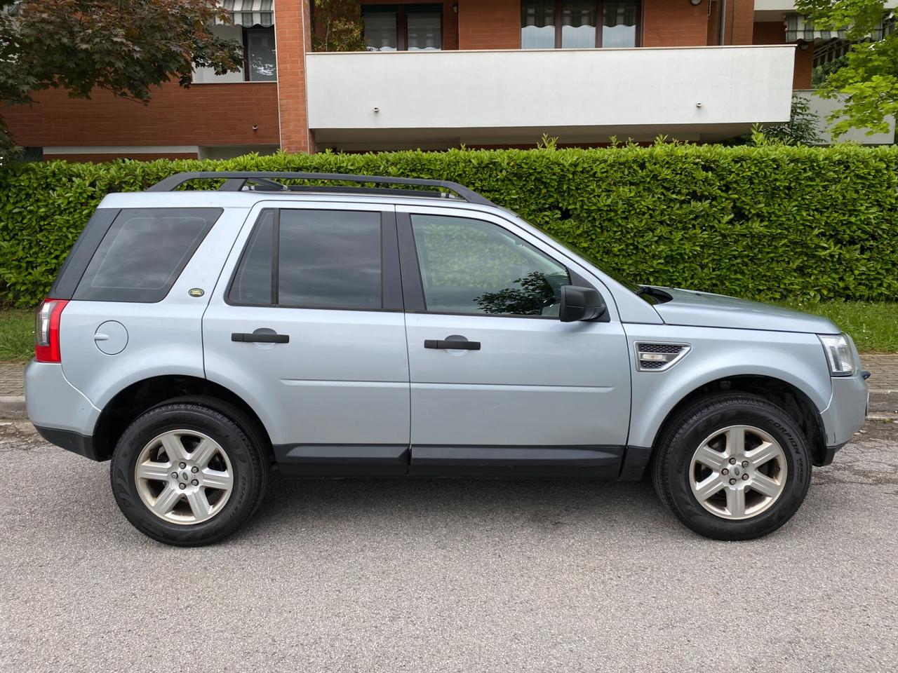 Land Rover Freelander 2.2 TD4 S.W. SE