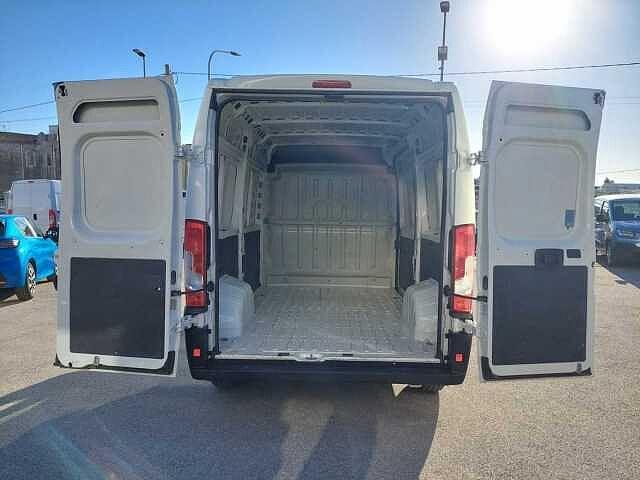 Peugeot Boxer 335 2.2 BlueHDi 140 S&S L2H2