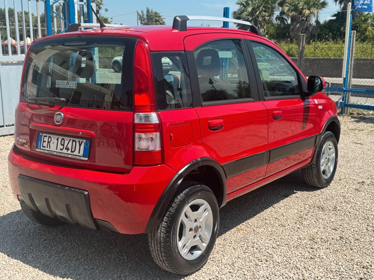 Fiat Panda 4x4 1300 multijet climbing 1 prop. nord italia km certificati 2013