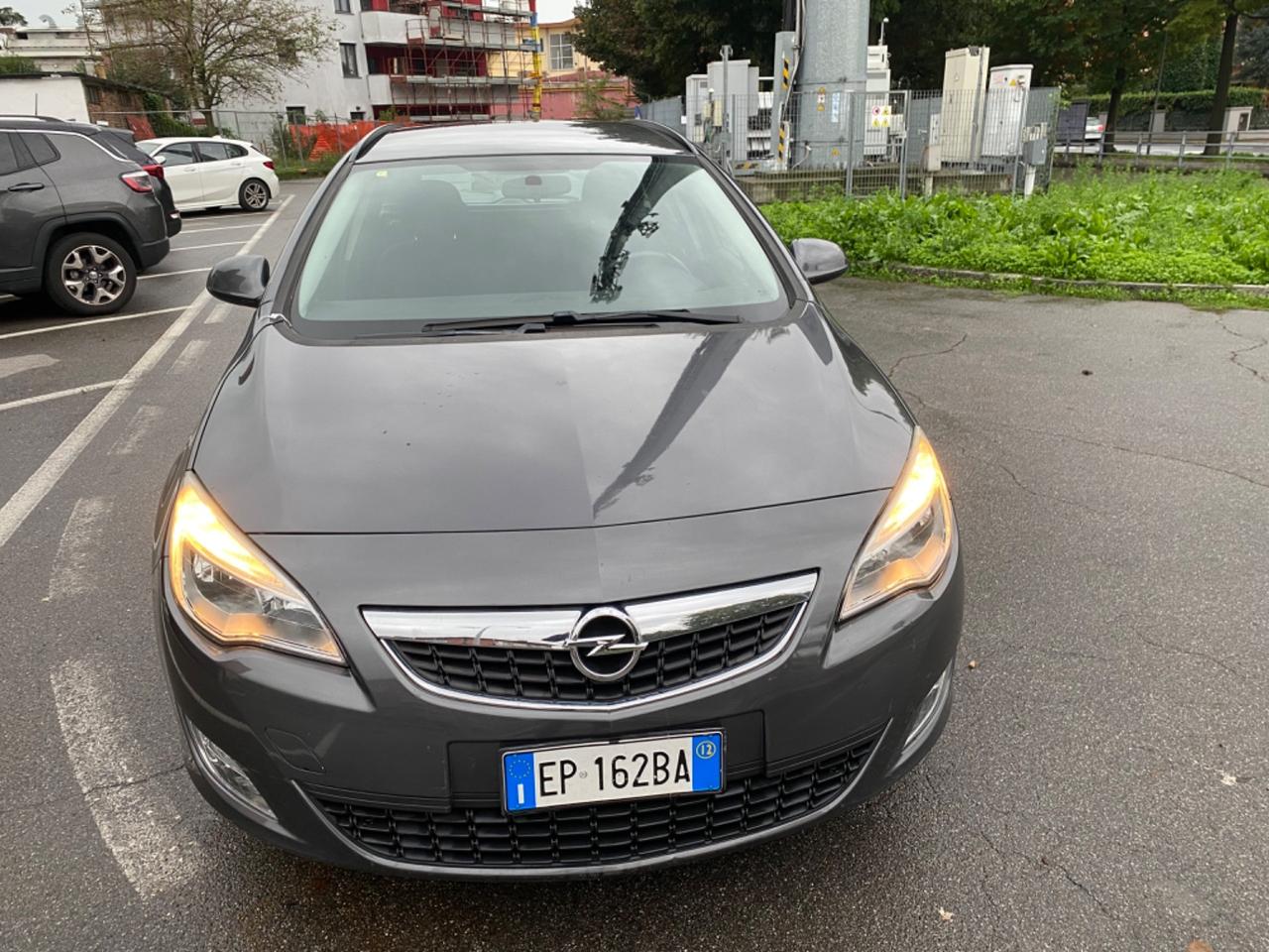 Opel Astra 1.4 Turbo 140CV Sports Tourer GPL Tech Cosmo