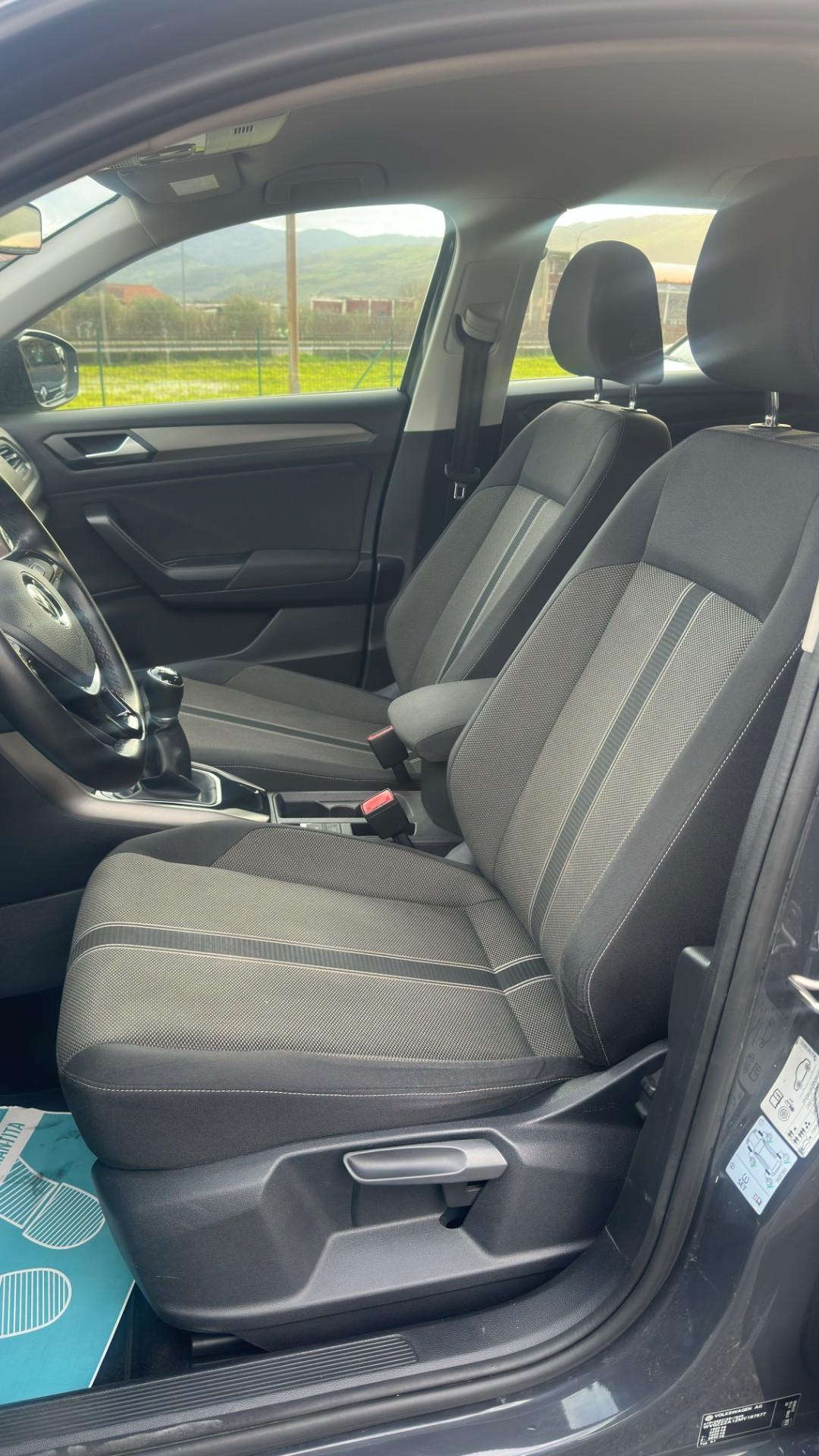 Volkswagen T-Roc 2.0 TDI SCR Business BlueMotion Technology