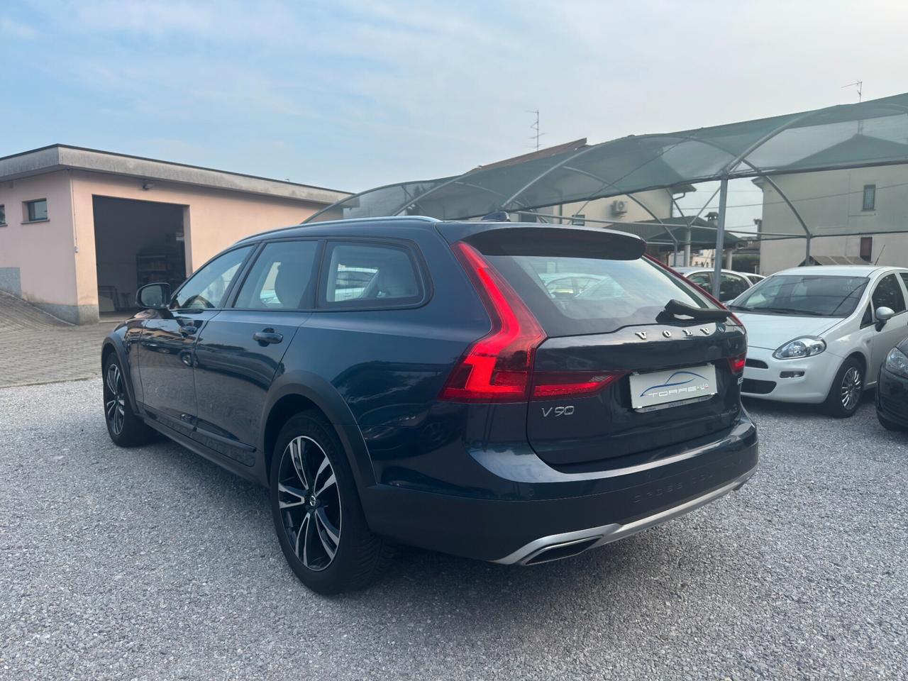 Volvo V90 Cross Country D5 AWD Geartronic Pro