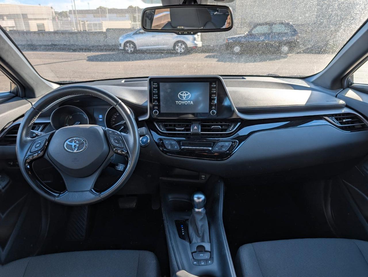 Toyota C-HR 1.8 Hybrid E-CVT Trend