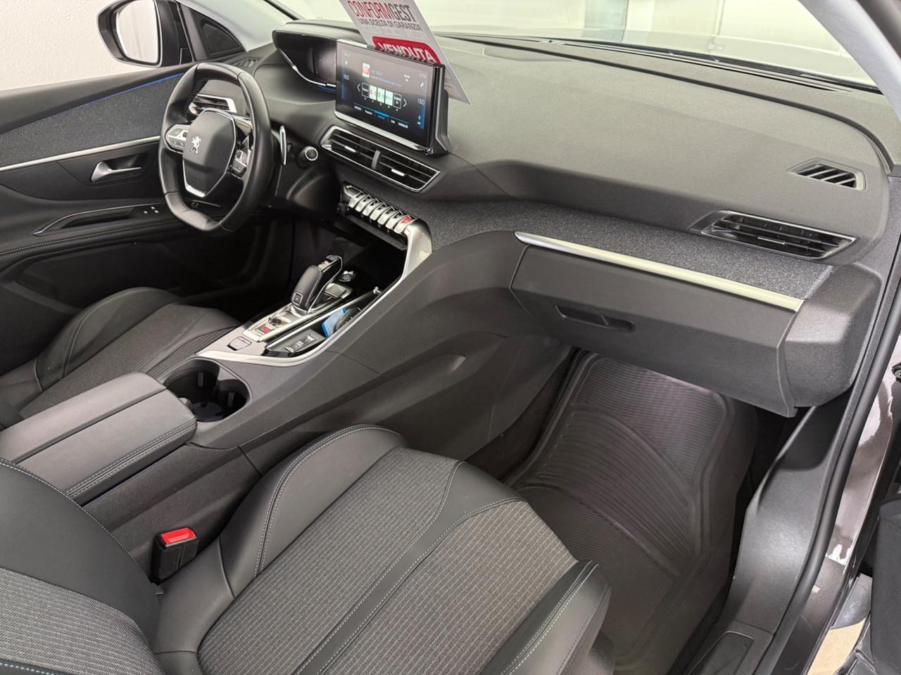 Peugeot 3008 BlueHDi 130 EAT8 Allure Pack