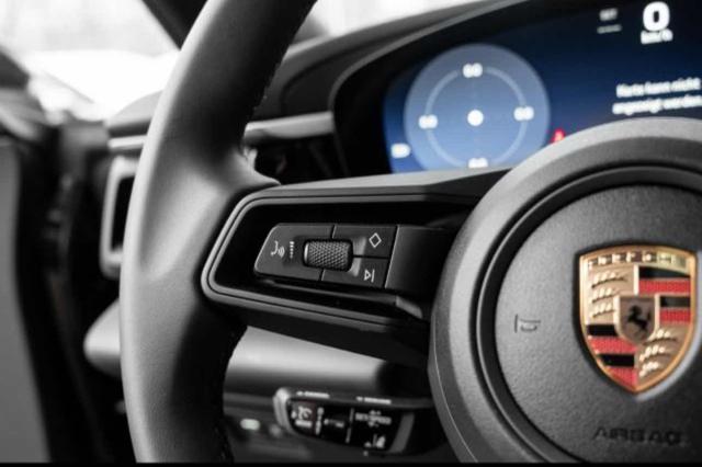 PORSCHE Macan BOSE Panoramadach Surround View LED