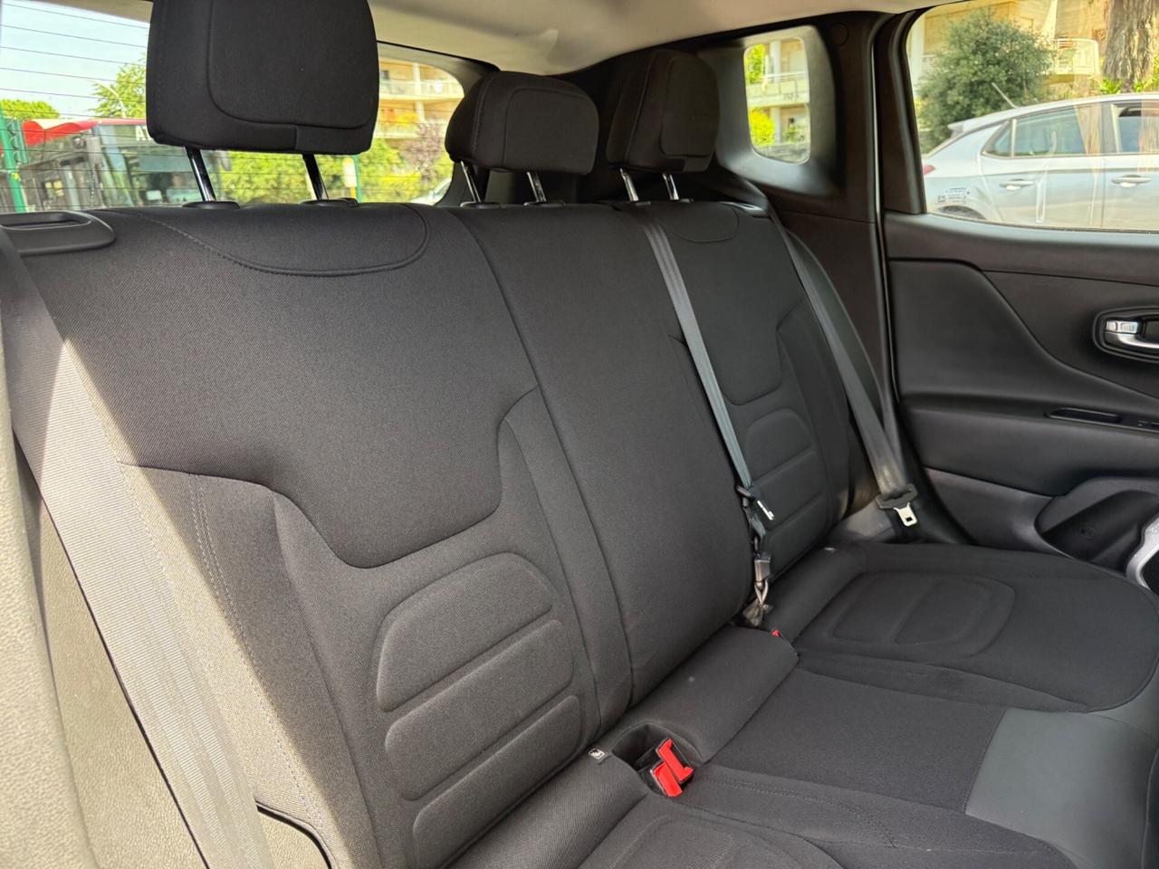 Jeep Renegade 1.6 Mjt DDCT 120 CV Limited