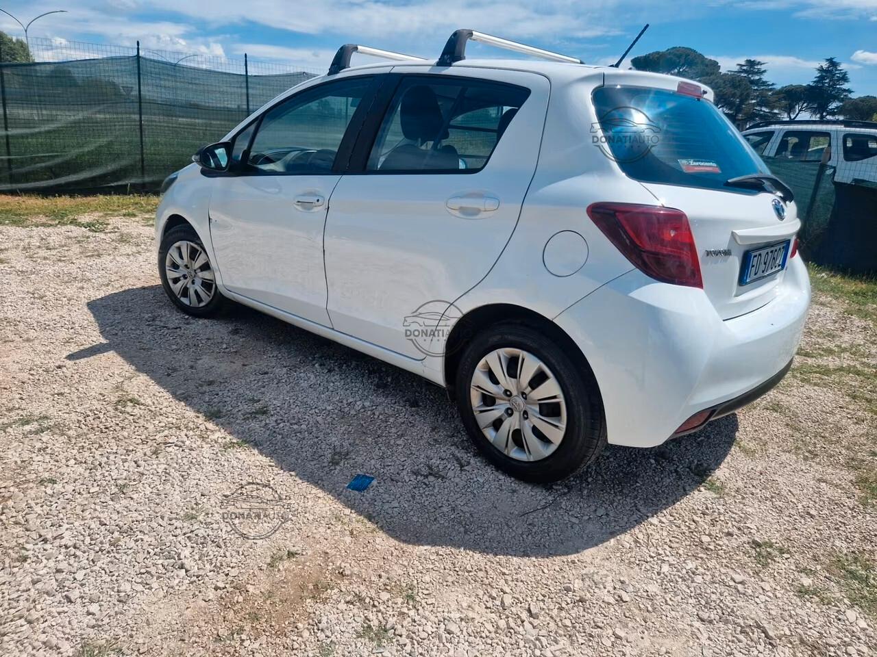Toyota Yaris 1.5 Hybrid 5 porte AUTOCARRO 2 POSTI Neopatentati