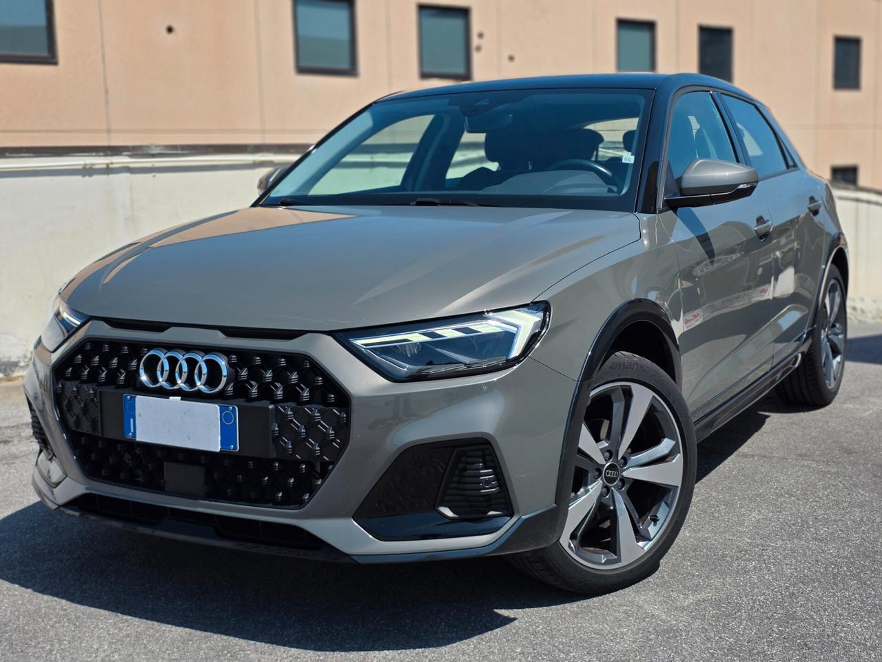 Audi A1 allstreet 30 TFSI Business