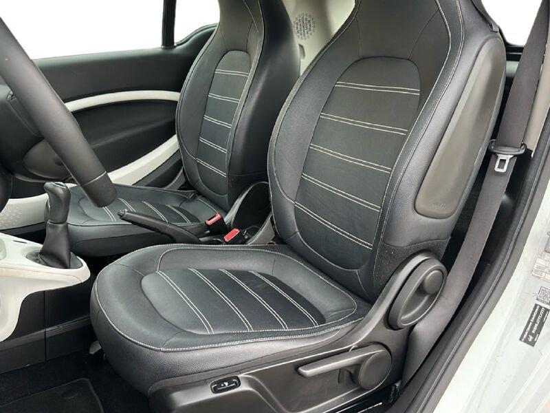 smart fortwo fortwo 70 1.0 Prime