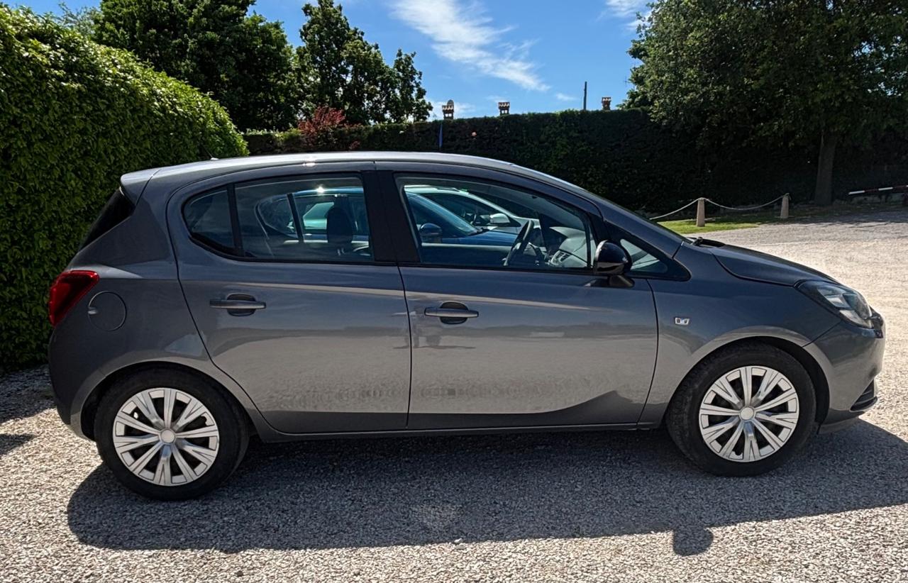 Opel Corsa 1.4 90CV GPL Tech 5 porte Innovation