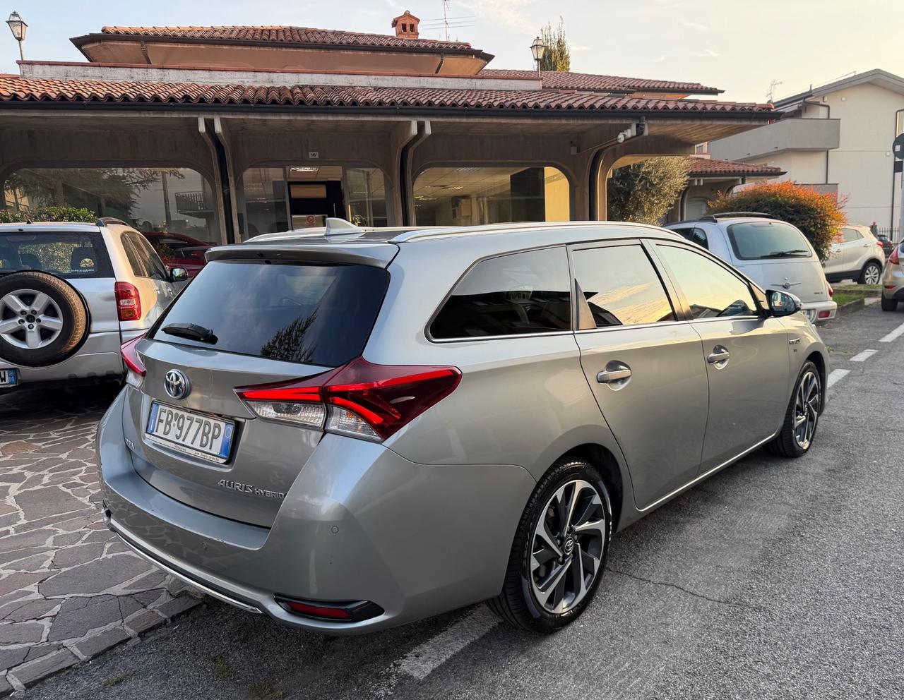 Toyota Auris Touring Sports 1.8 Hybrid Active