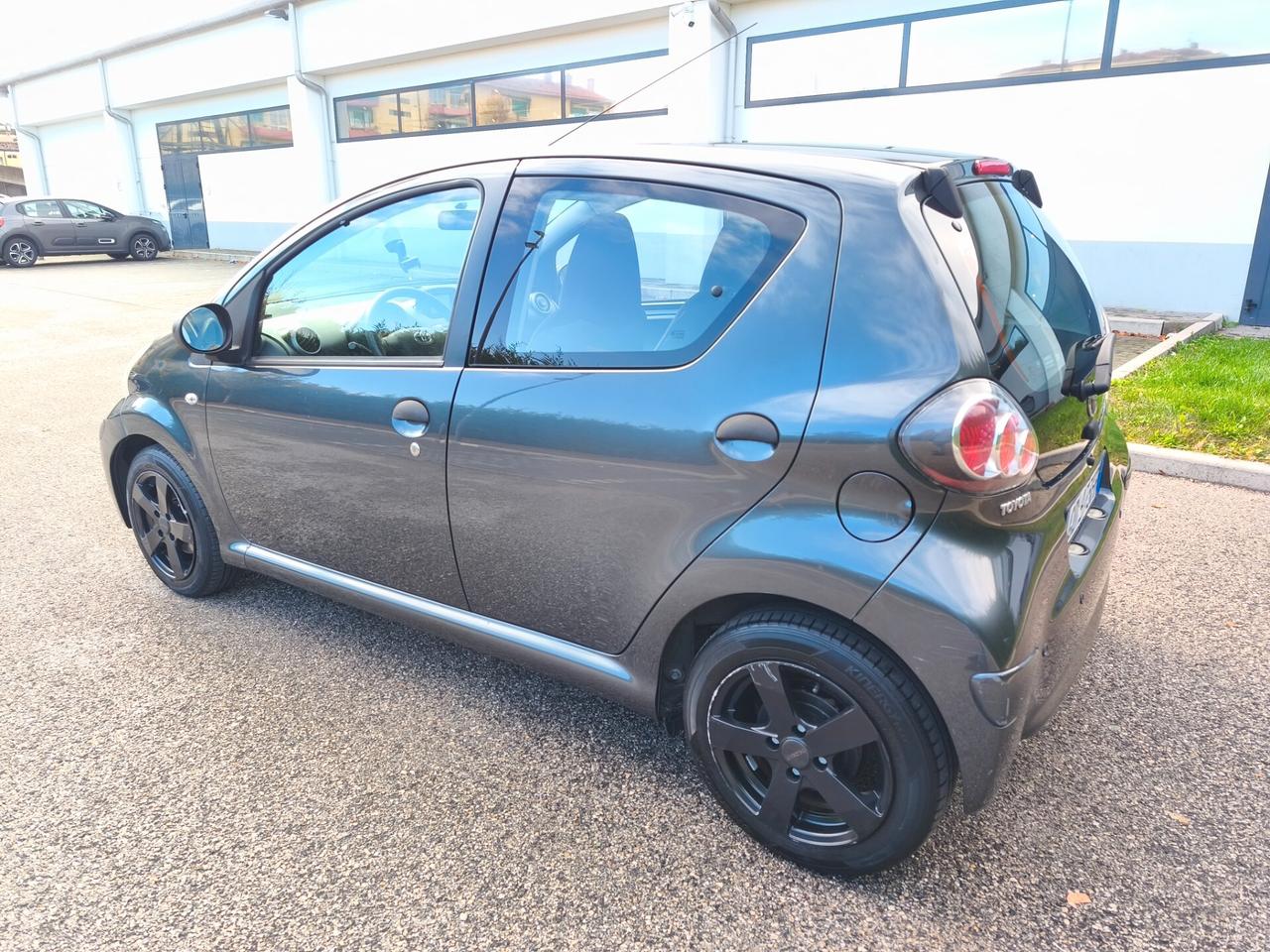 Toyota Aygo 1.0 NEOPATENTATI GARANZIA 12/24M