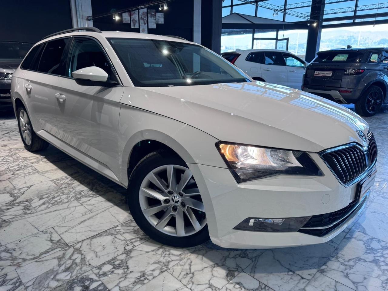 Skoda Superb 2.0 TDI 150 CV SCR DSG Wagon SportLine