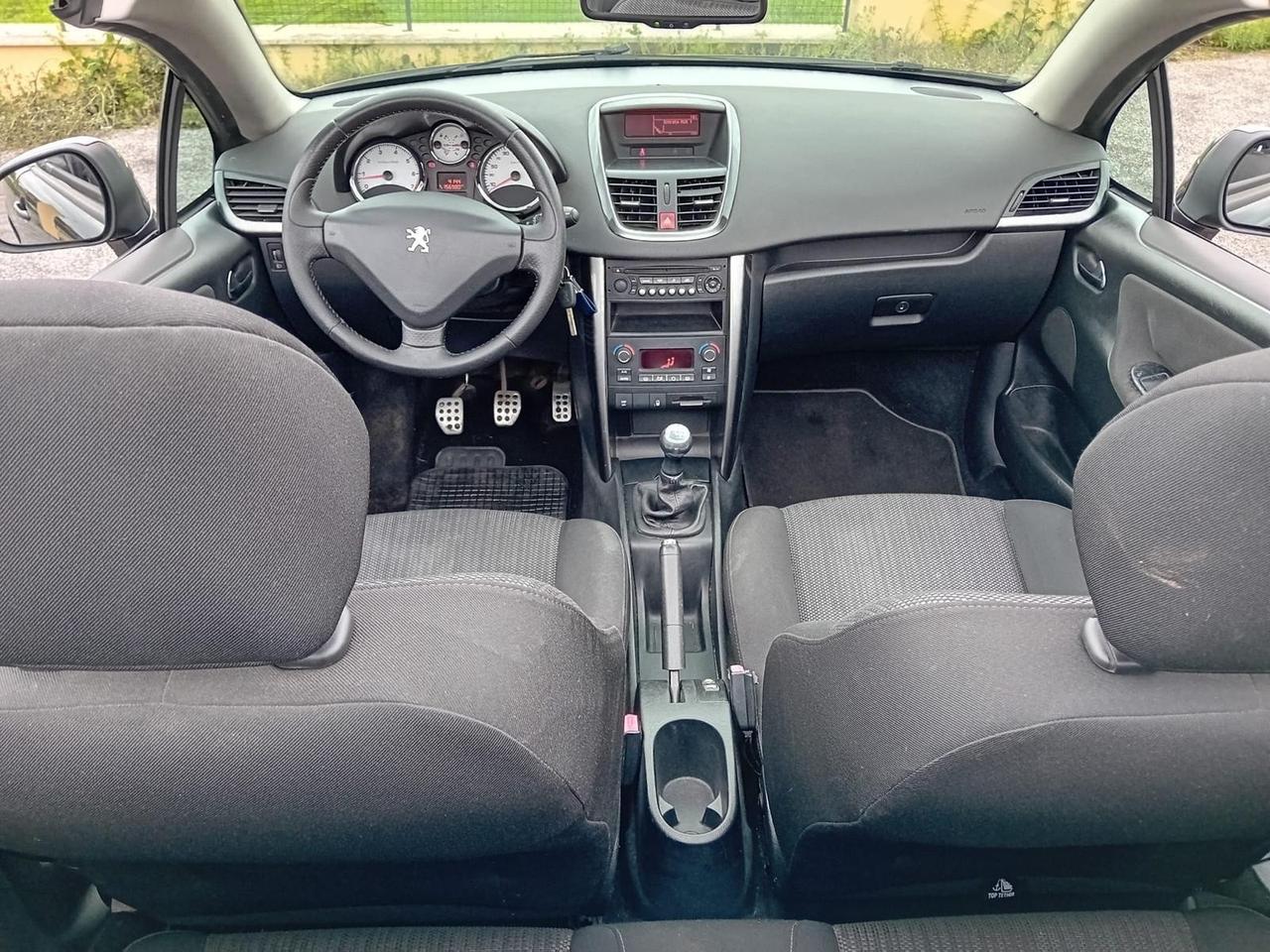 Peugeot 207 1.6 VTi 120CV CC Allure
