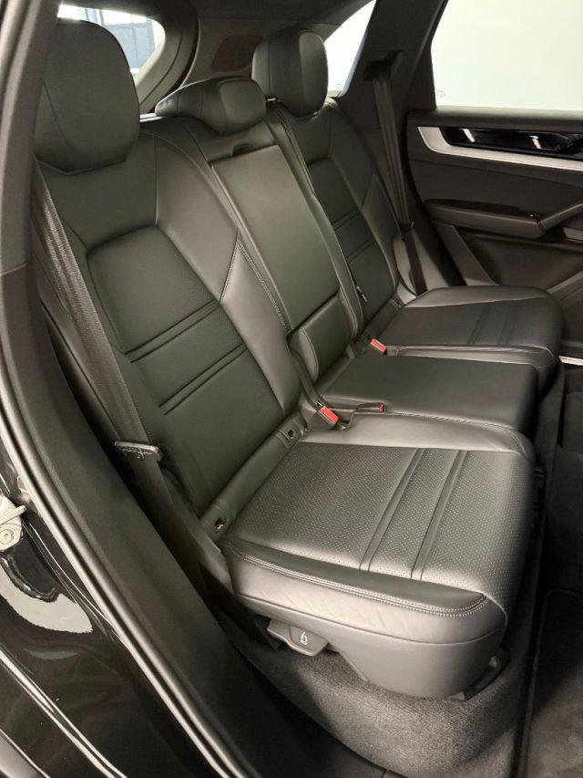 PORSCHE Cayenne 3.0 V6 " IVA ESPOSTA "