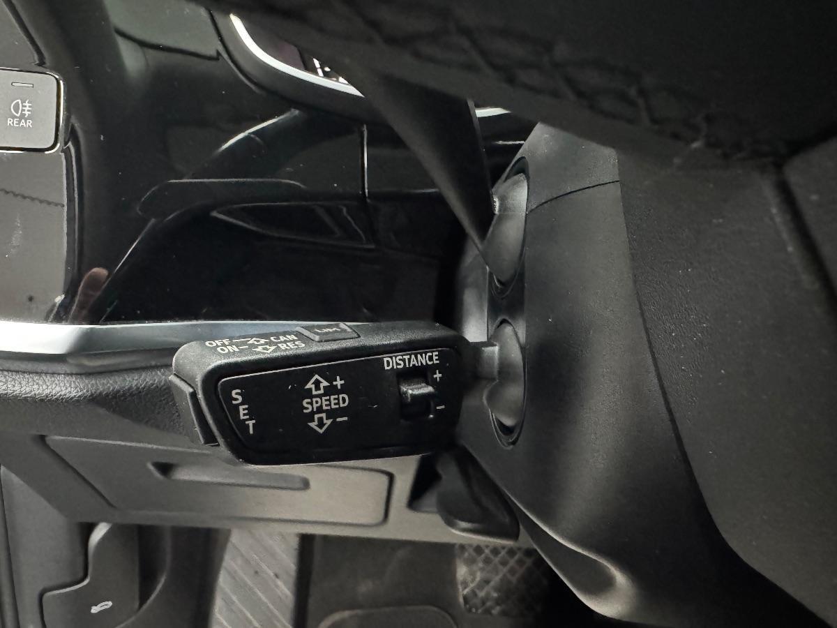 AUDI - Q3 SPORTBACK 35 TDI S tronic Business UNICO PROP/ MATRIX/ CARPLAY