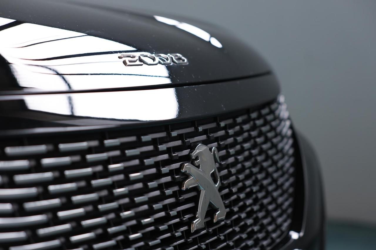Peugeot 2008 BlueHDi 130 S&S EAT8 Allure Pack